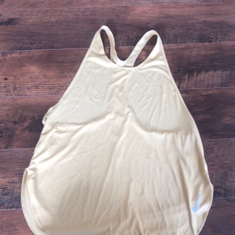 Nike tank